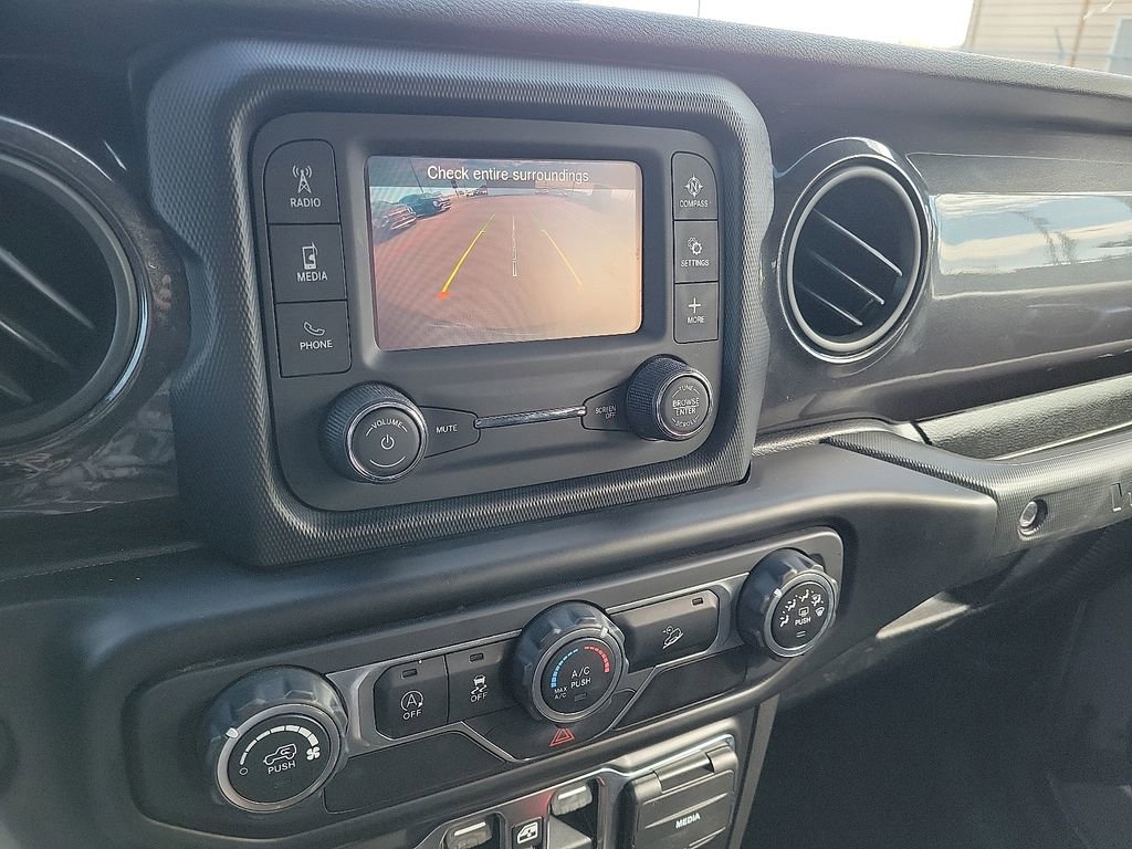 Used 2020 Jeep Wrangler Unlimited Sport image 15