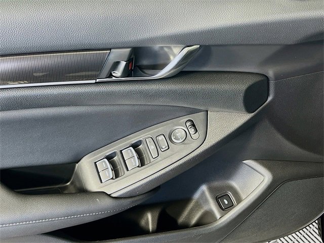 Used 2020 Honda Accord Sport image 11