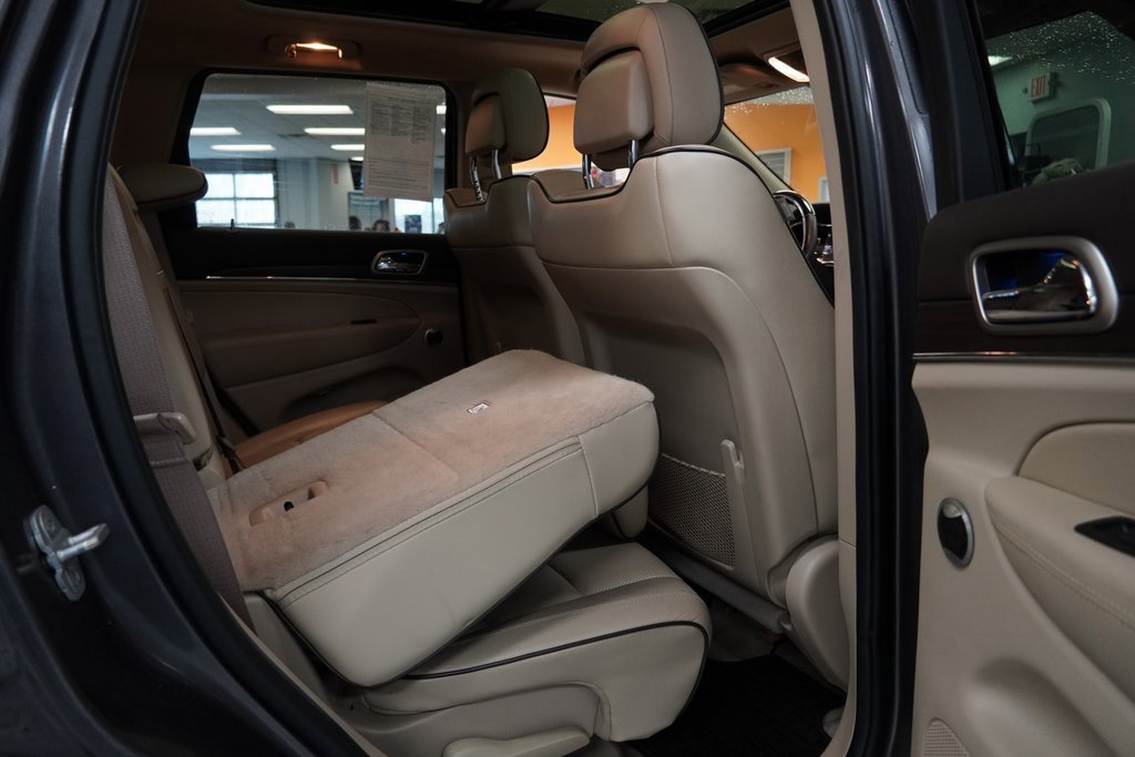 Used 2013 Dodge Grand Caravan SE image 25