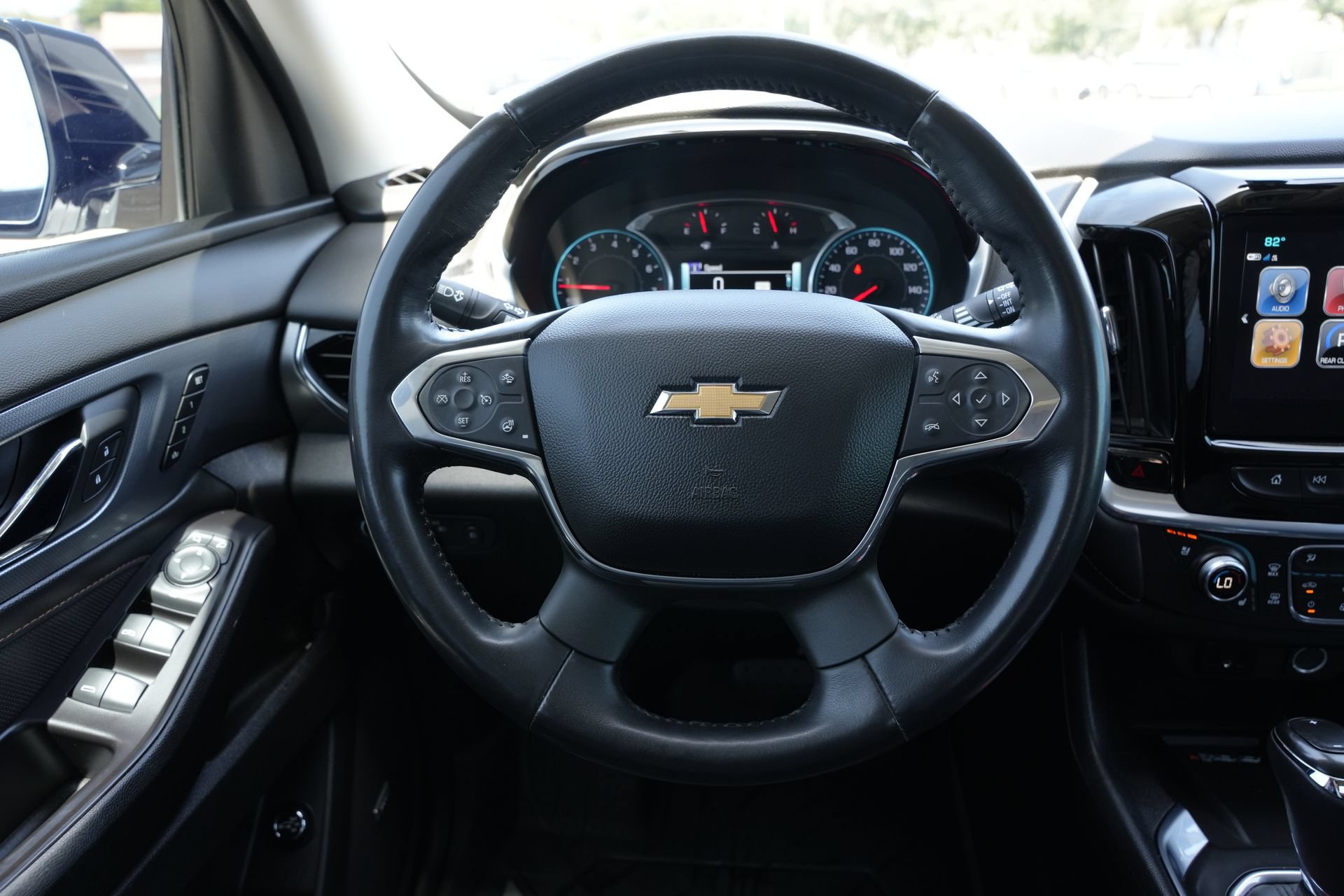 Used 2019 Chevrolet Traverse Premier w/ Redline Edition FWD image 11