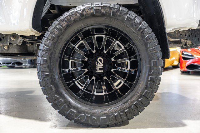 Used 2023 Ford F350 King Ranch w/ Chrome Package AWD/4WD image 29