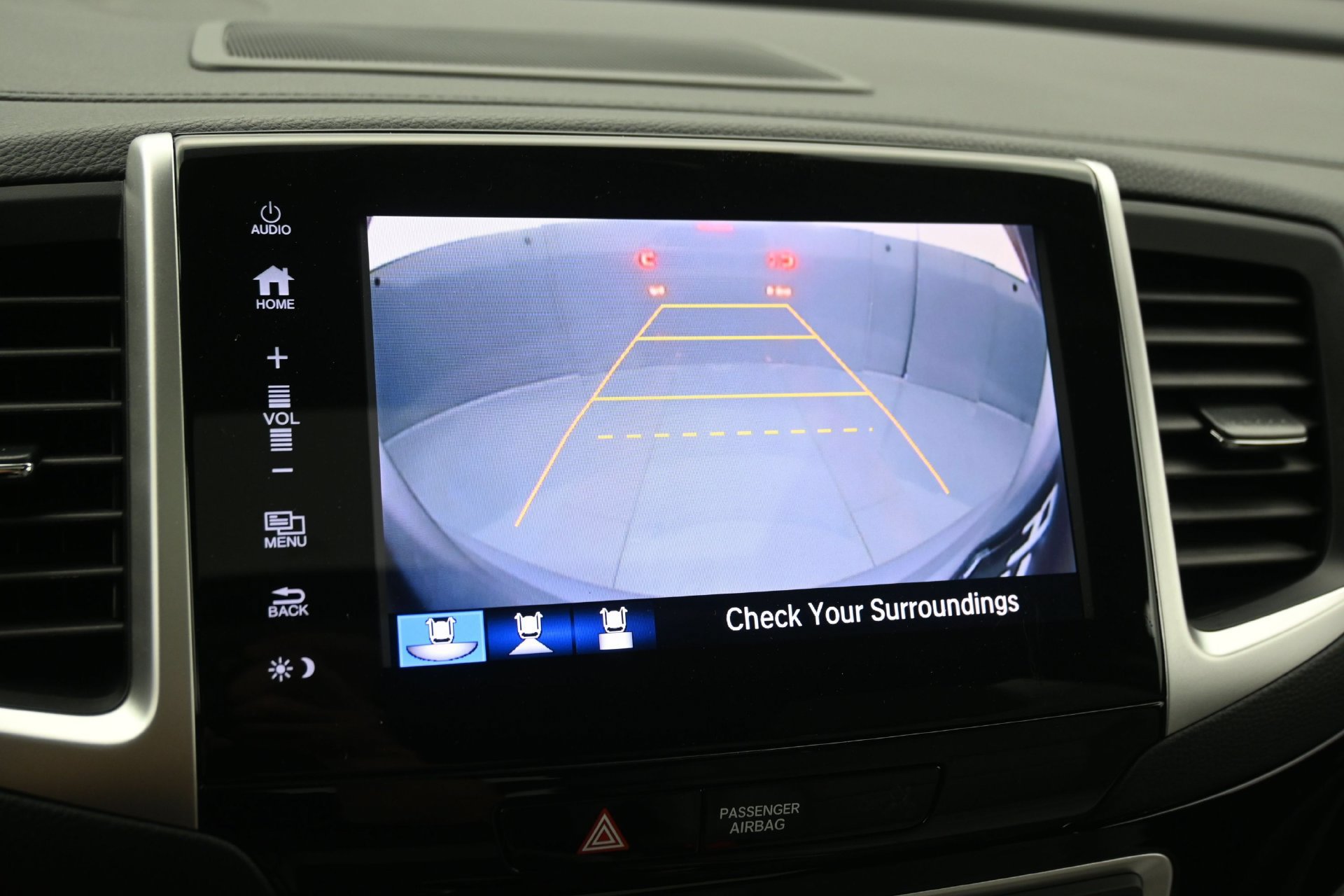 Used 2017 Honda Pilot Touring image 24