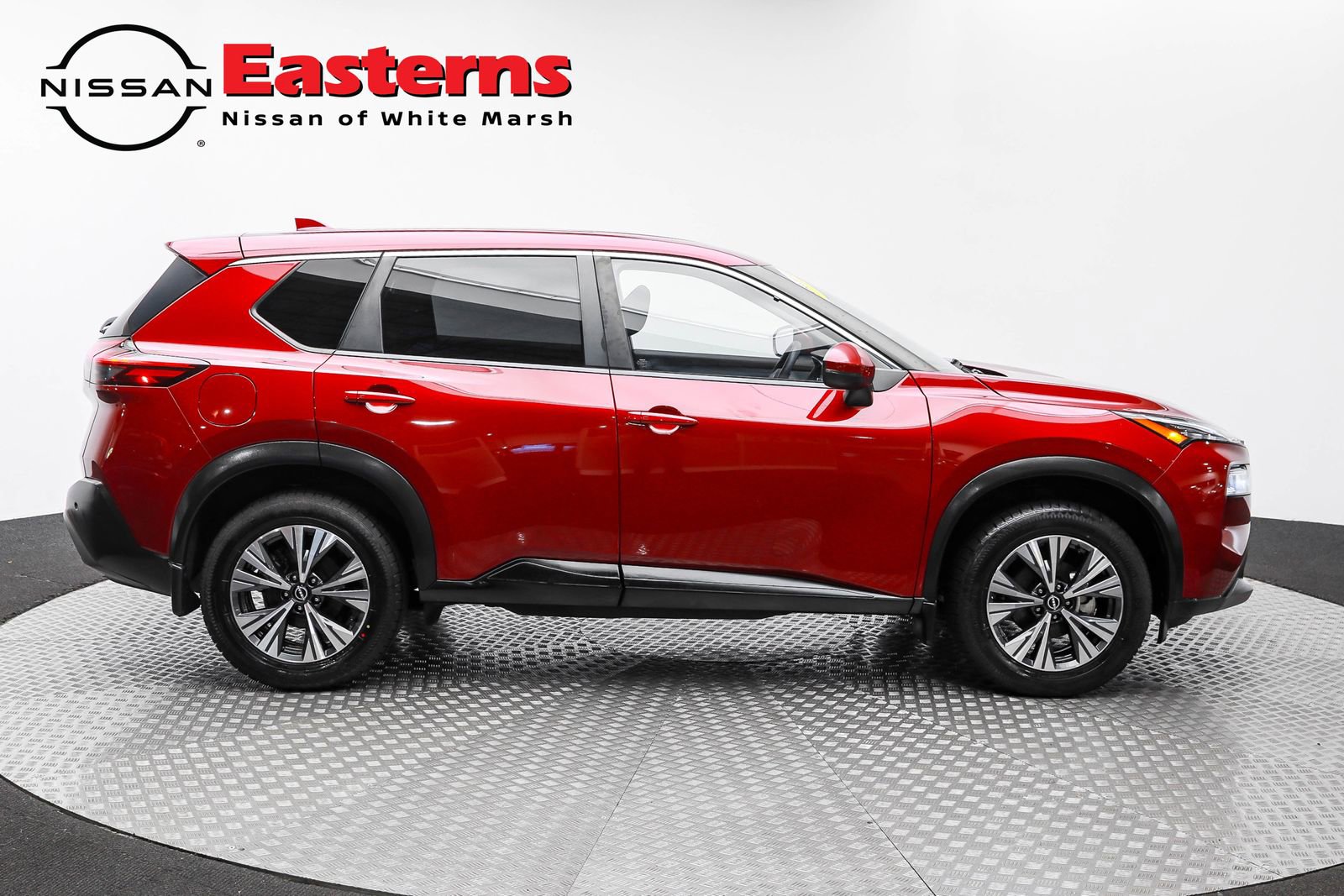 Used 2022 Nissan Rogue SV image 5