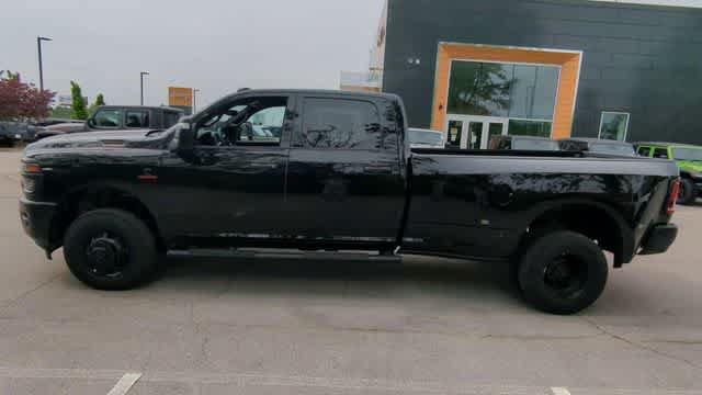 New 2026 RAM 3500 Tradesman AWD/4WD image 5