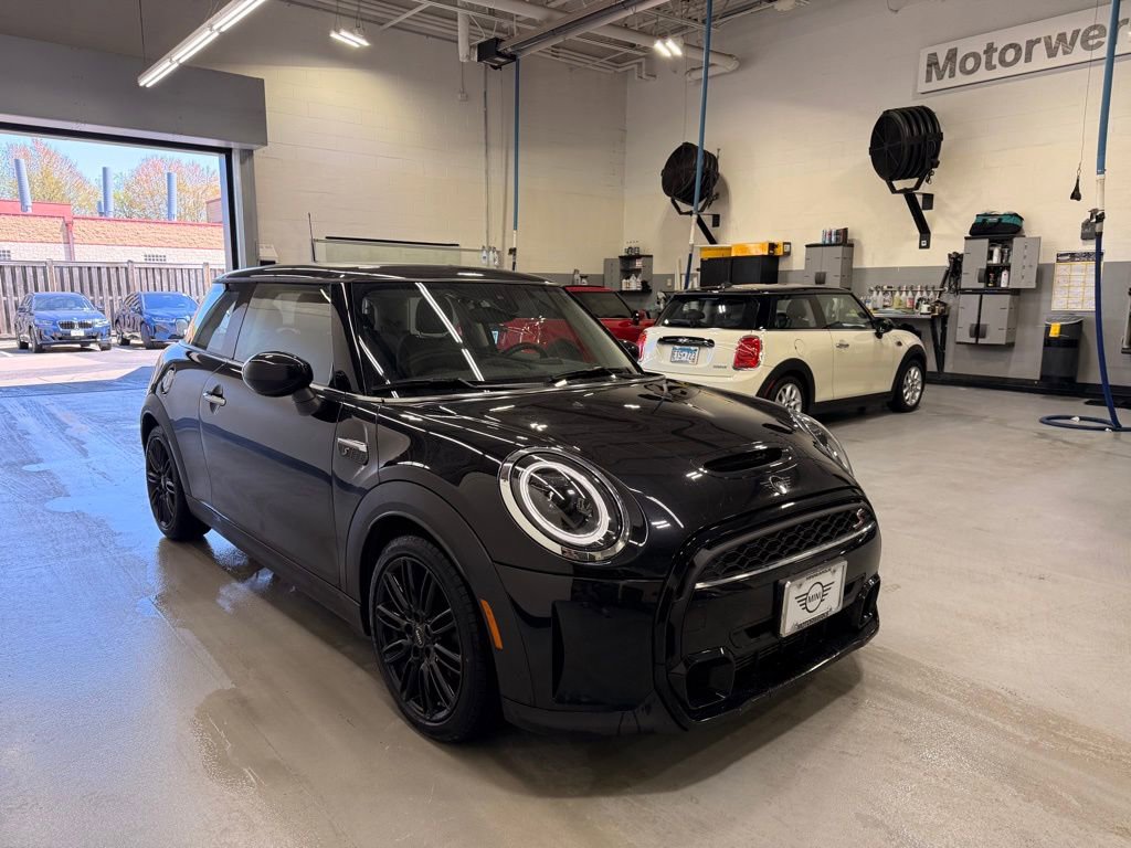 Used 2023 MINI Cooper S FWD image 7