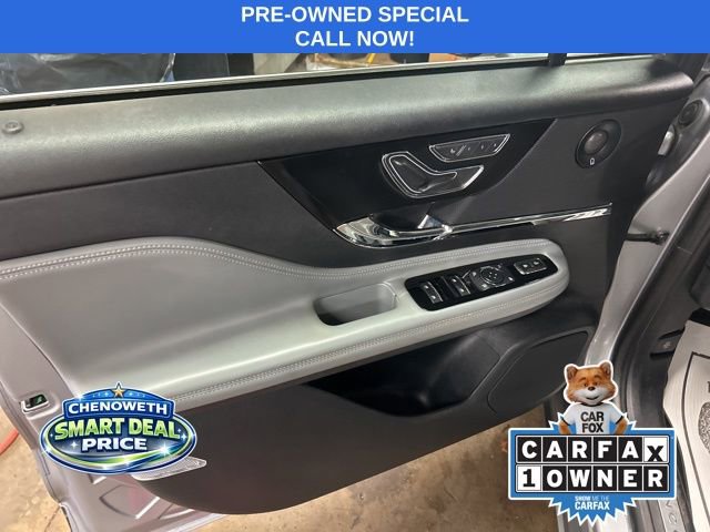 Used 2021 Lincoln Corsair Reserve w/ Equipment Group 201A image 11