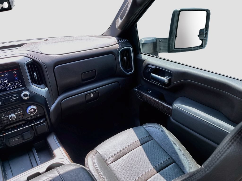 Used 2022 GMC Sierra 2500 Denali AWD/4WD image 25