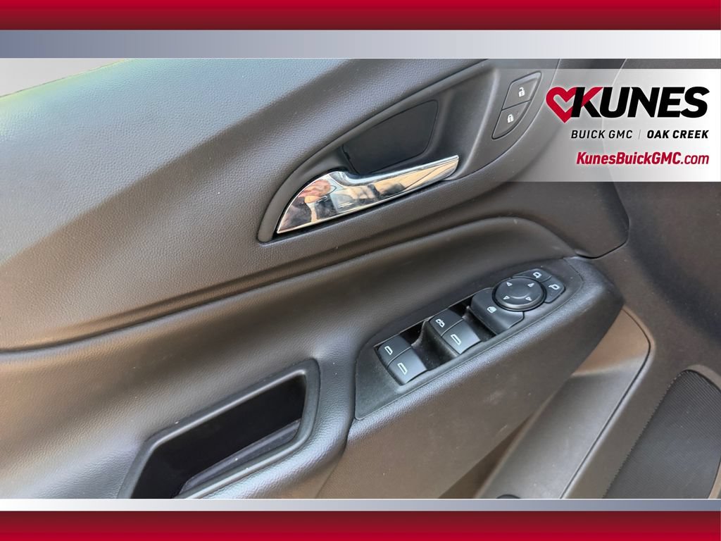 Used 2024 Chevrolet Equinox LT AWD/4WD image 21