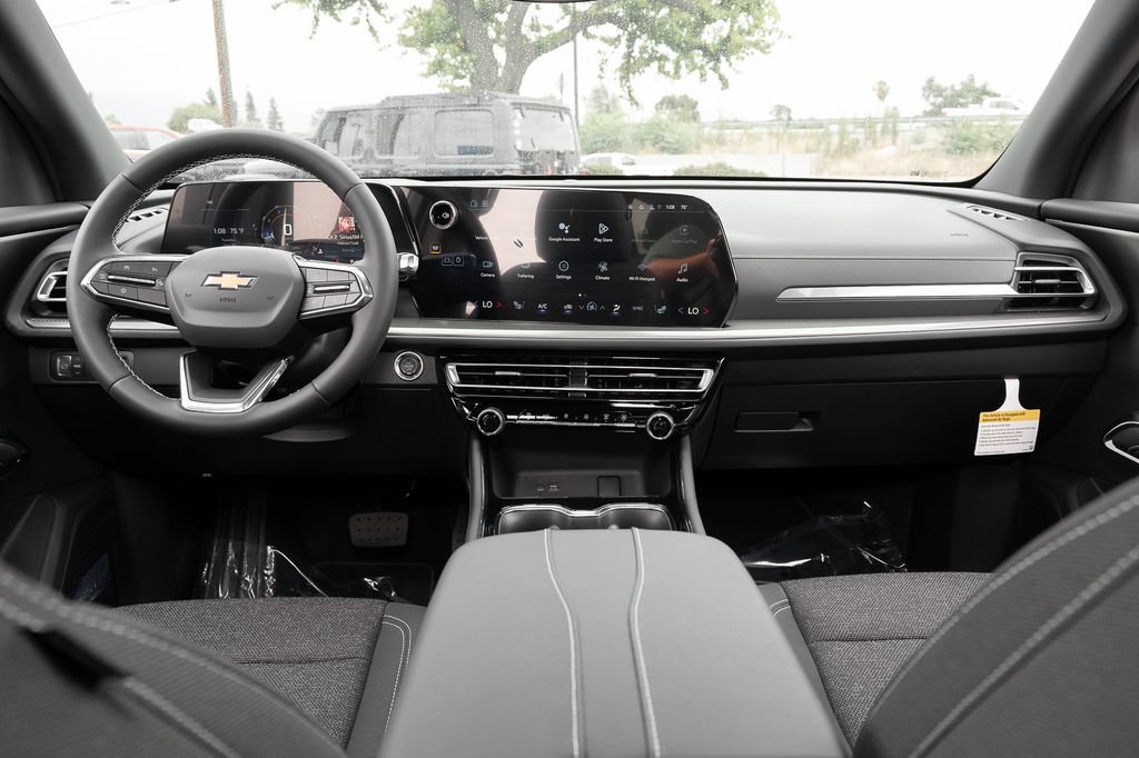 New 2026 Chevrolet Traverse LT FWD image 17