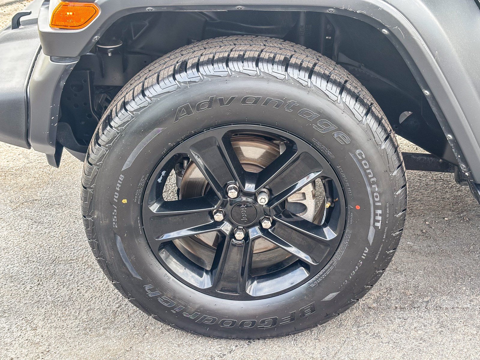 Used 2021 Jeep Wrangler Unlimited Sport AWD/4WD image 11