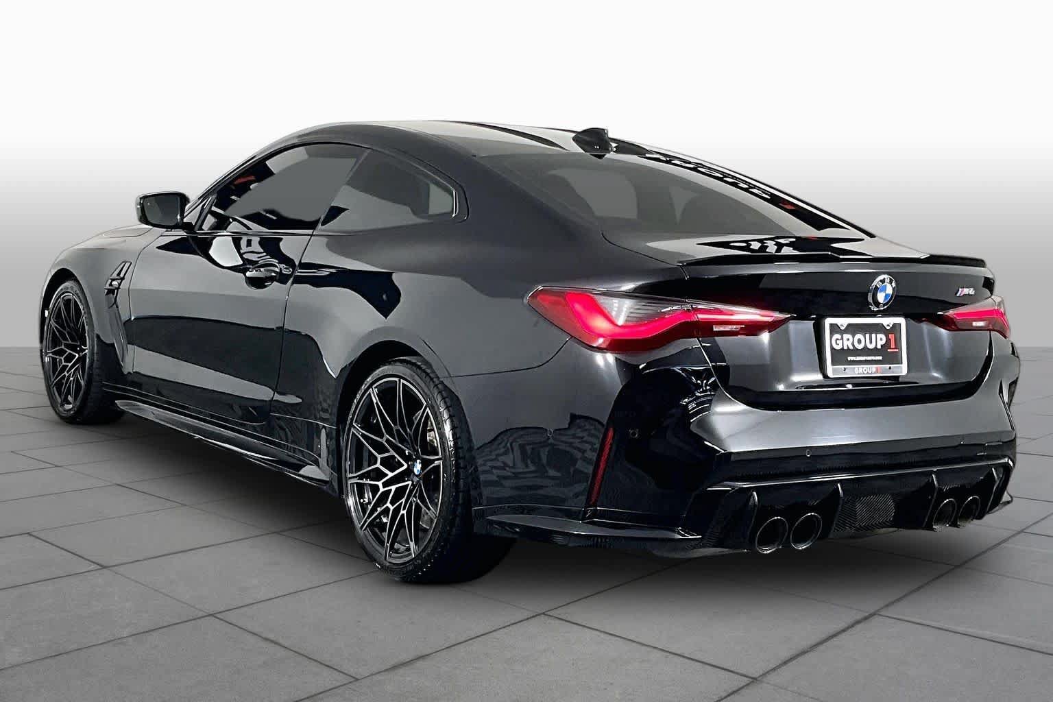 Used 2021 BMW M4 Coupe w/ Executive Package RWD image 11