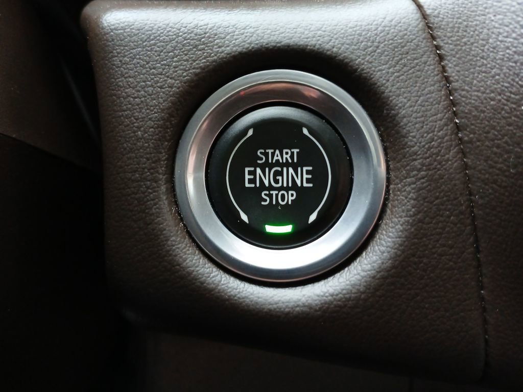 Used 2021 Chevrolet Tahoe LT image 17