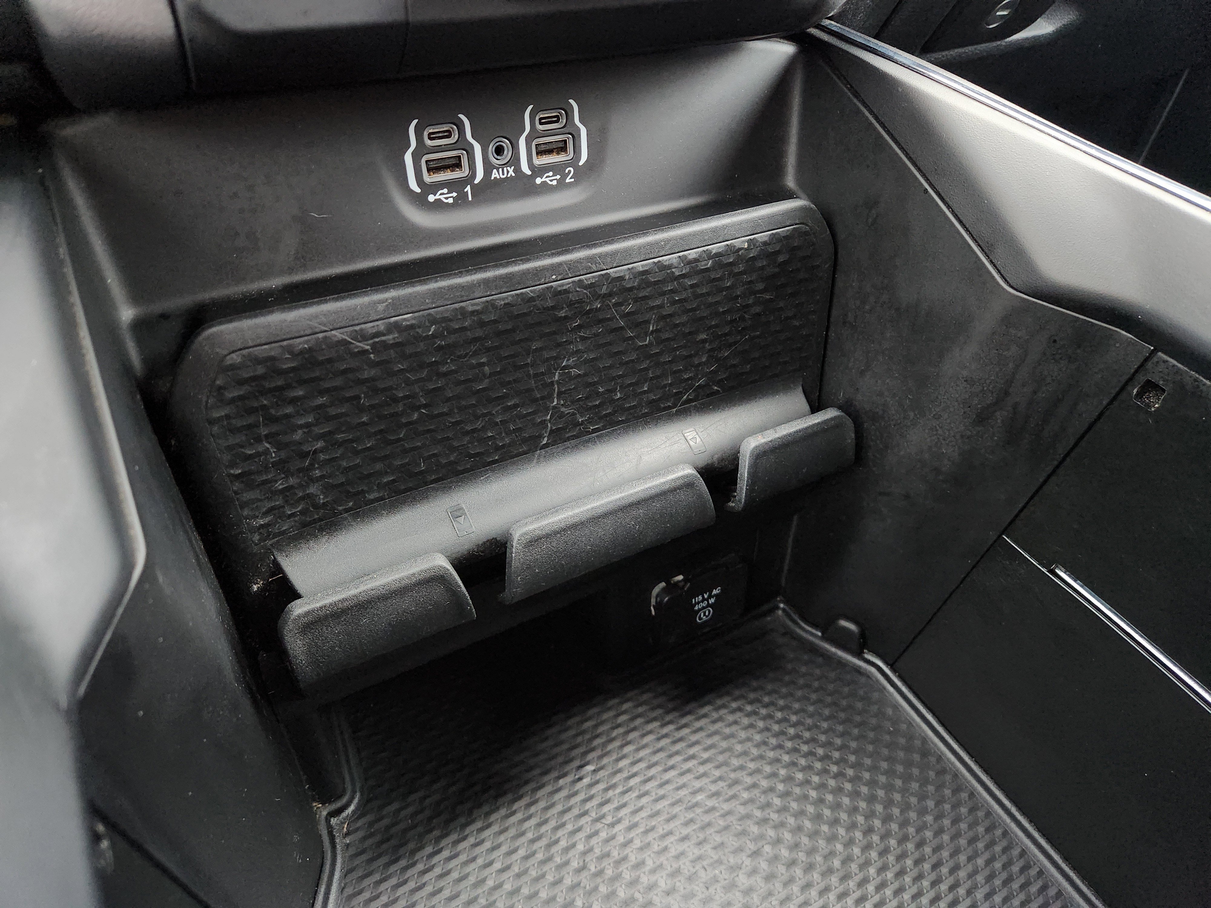 Used 2024 RAM 1500 Laramie image 30