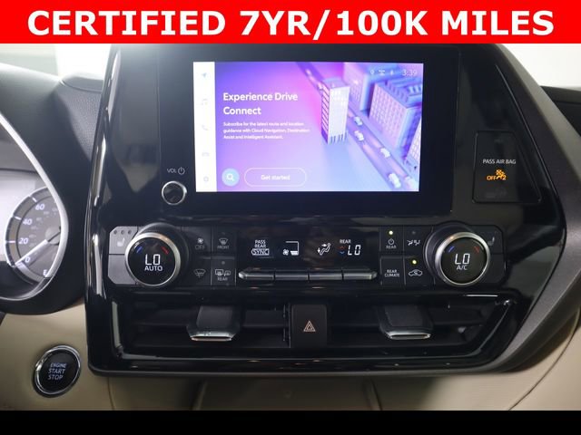 Used 2023 Toyota Highlander XLE FWD image 25
