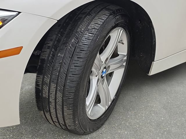 Used 2015 BMW 328i xDrive Sedan AWD/4WD image 32