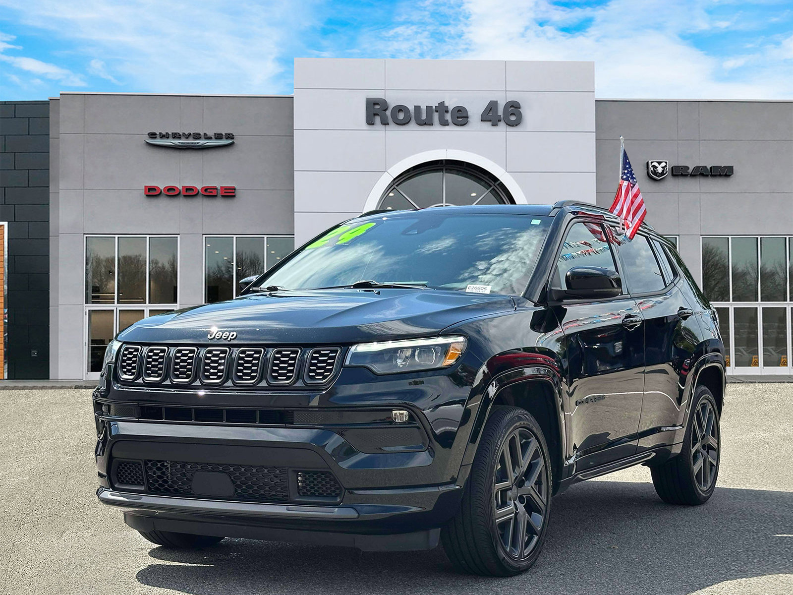 Used 2024 Jeep Compass Limited w/ High Altitude Package AWD/4WD image 2
