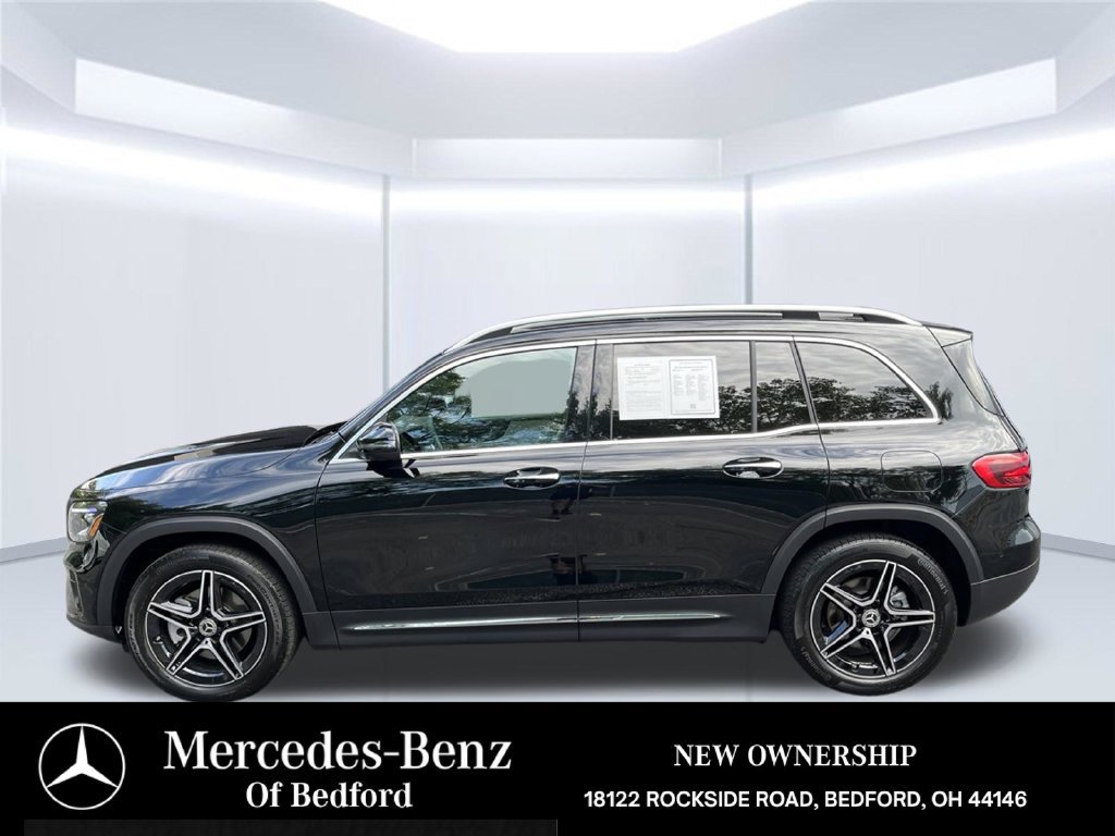 Used 2026 Mercedes-Benz GLB 250 4MATIC image 2