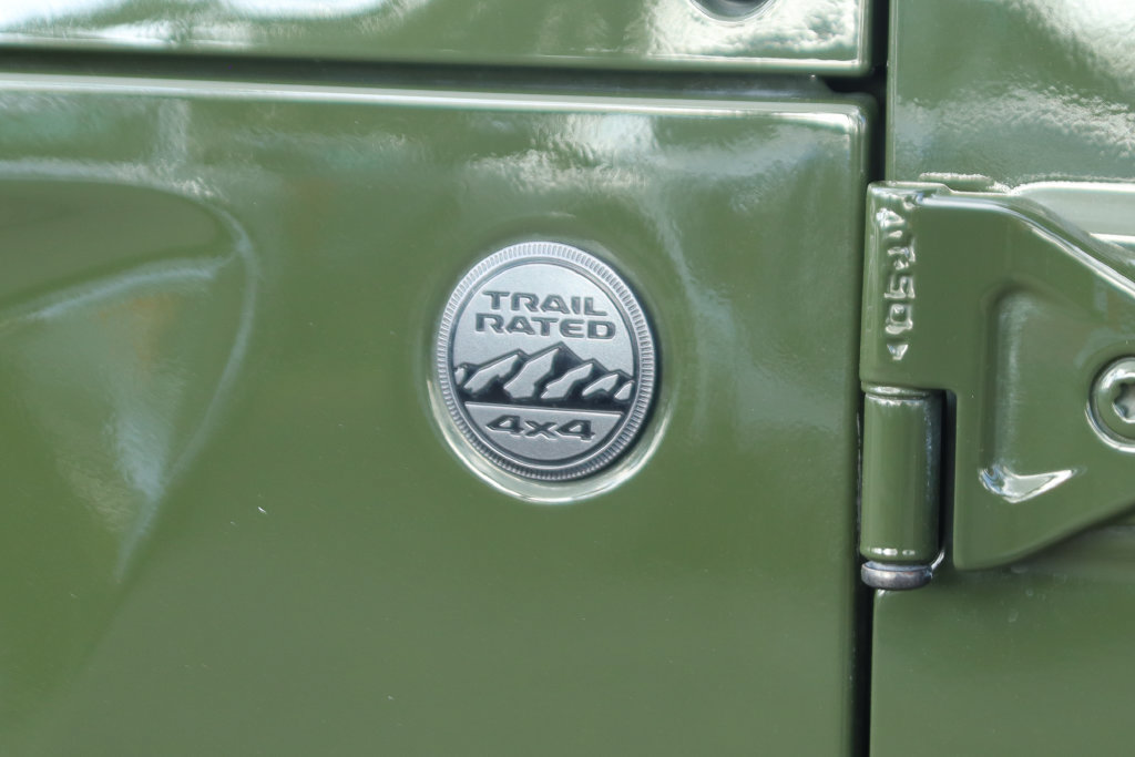 Used 2024 Jeep Wrangler Sport AWD/4WD image 46