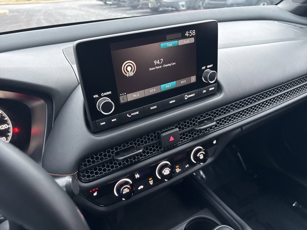 Used 2024 Honda HR-V Sport image 17