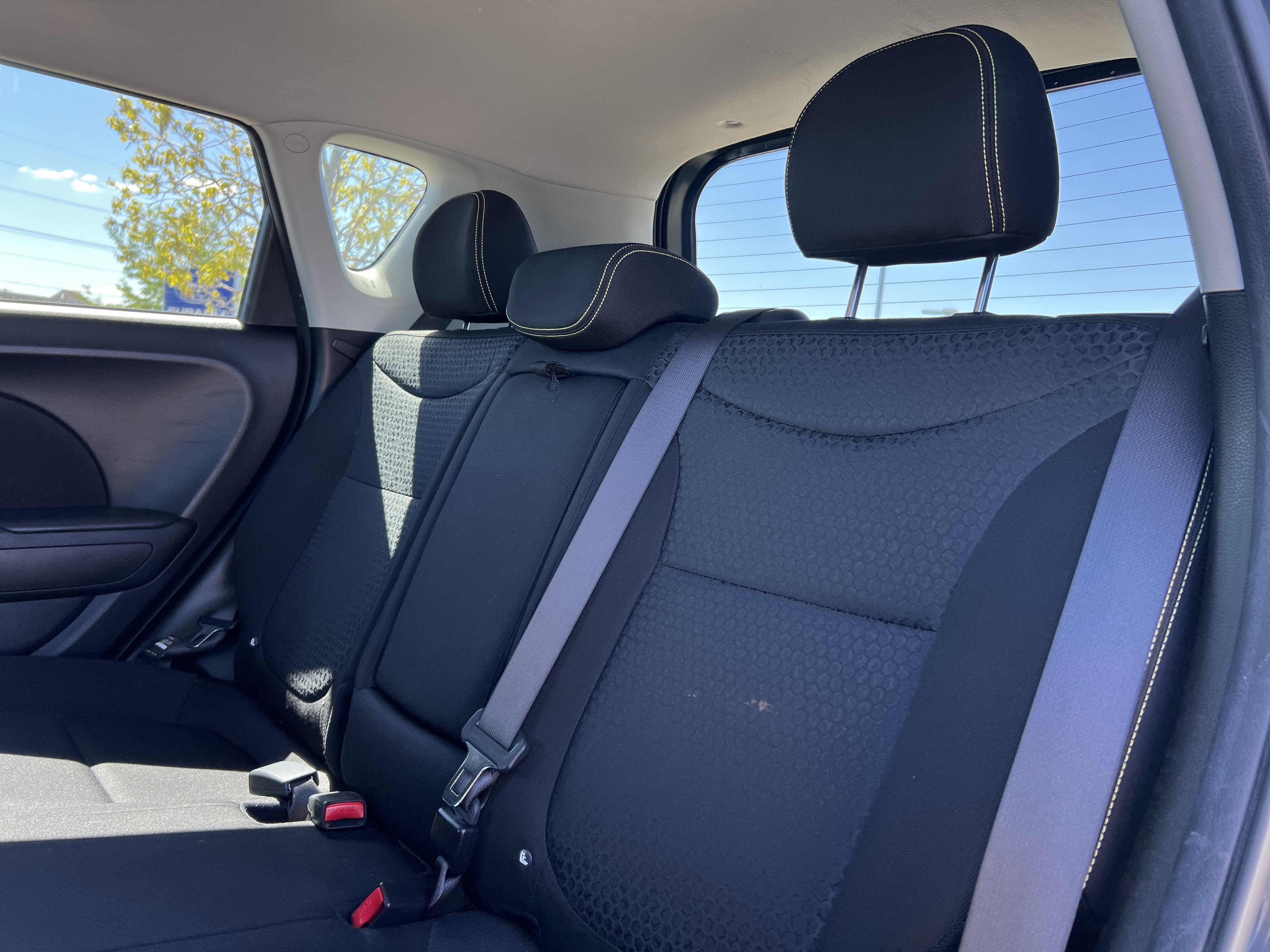 Used 2016 Kia Soul + FWD image 22