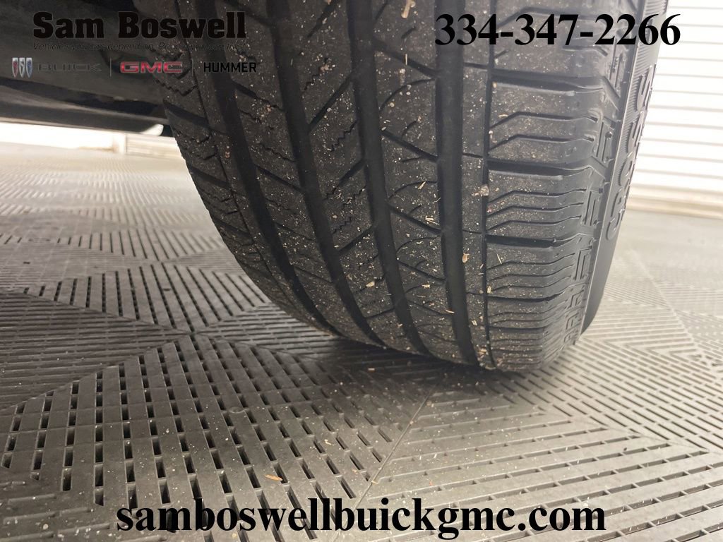 Used 2022 GMC Terrain AT4 image 41