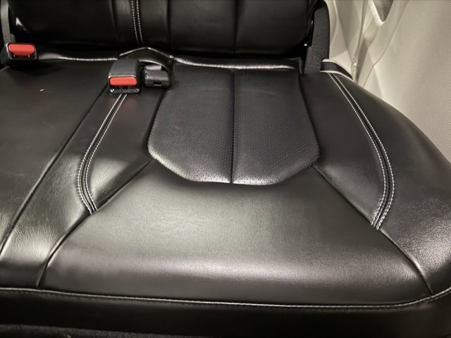 Used 2024 Chrysler Pacifica Touring-L w/ Road Tripper Package image 22