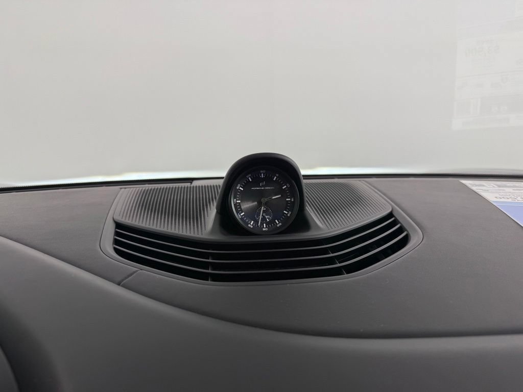 New 2026 Porsche Taycan GTS AWD/4WD image 23