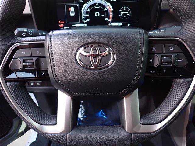 Used 2024 Toyota Tundra Limited AWD/4WD image 18