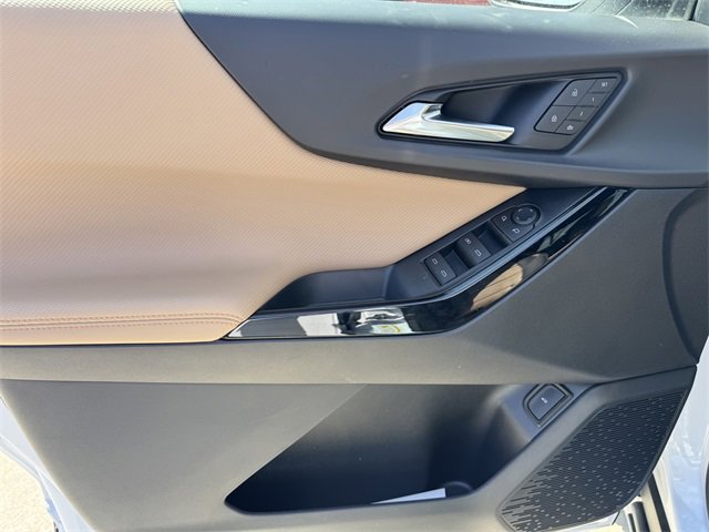 New 2026 Chevrolet Equinox ACTIV w/ Convenience Package III image 13