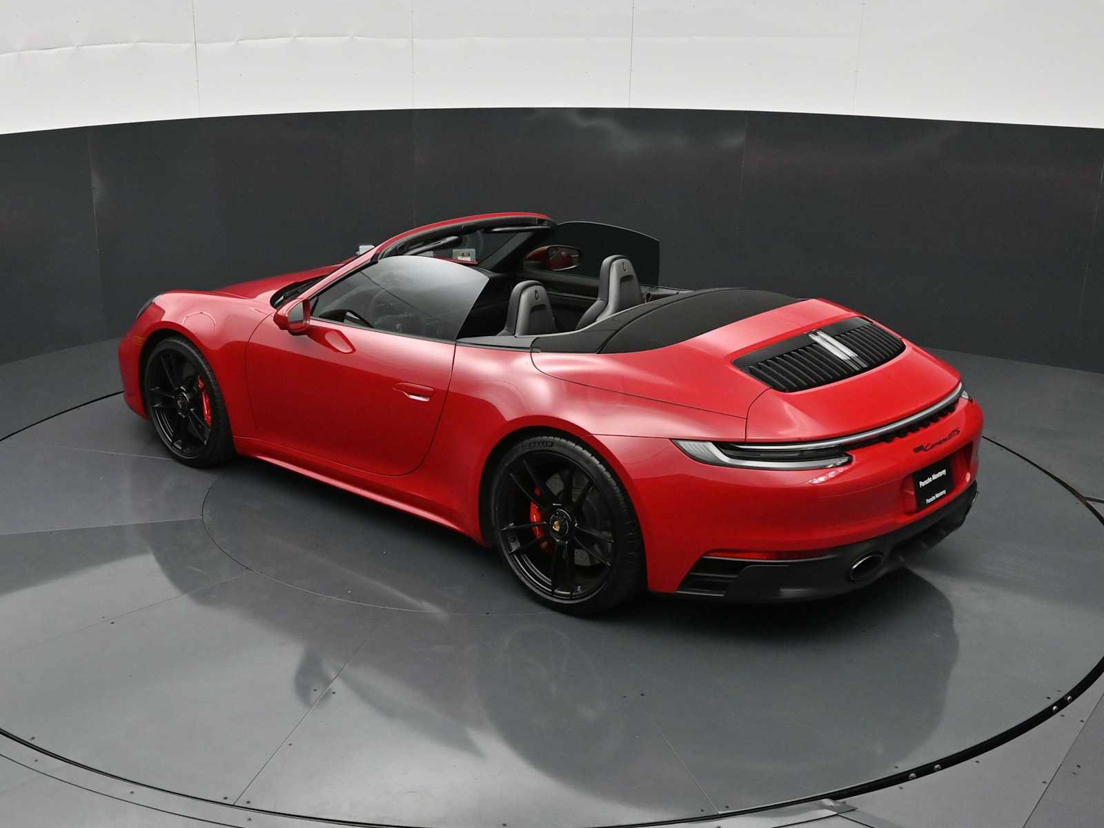 Certified 2024 Porsche 911 Carrera GTS RWD image 32