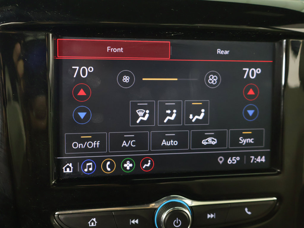 Used 2022 Chevrolet Traverse LS AWD/4WD image 46