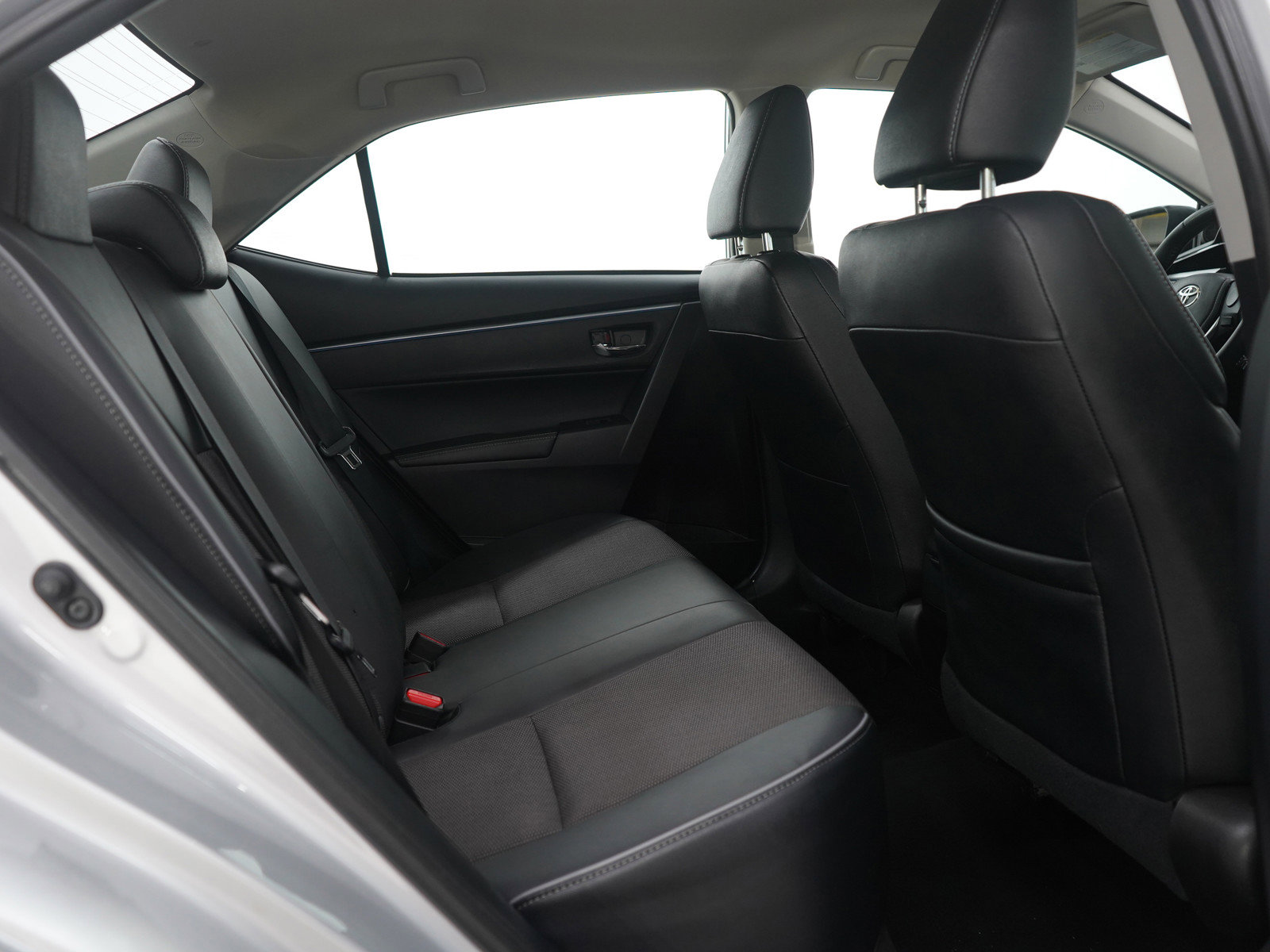 Used 2014 Toyota Corolla S image 10