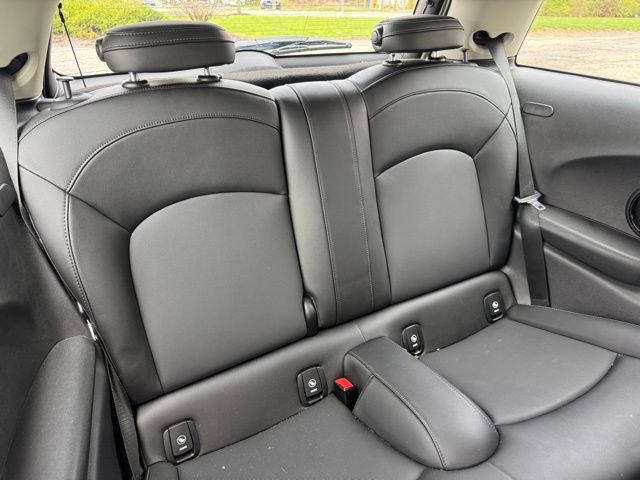 Used 2019 MINI Cooper S w/ Premium Package image 30