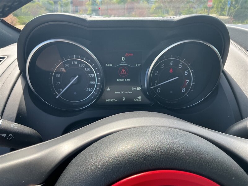 Used 2017 Jaguar F-TYPE R image 18