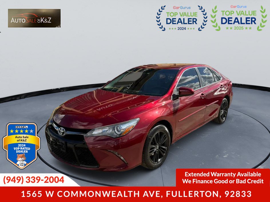 Used 2017 Toyota Camry SE FWD image 1