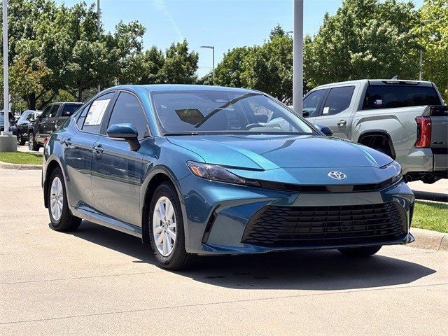 New 2026 Toyota Camry LE image 2