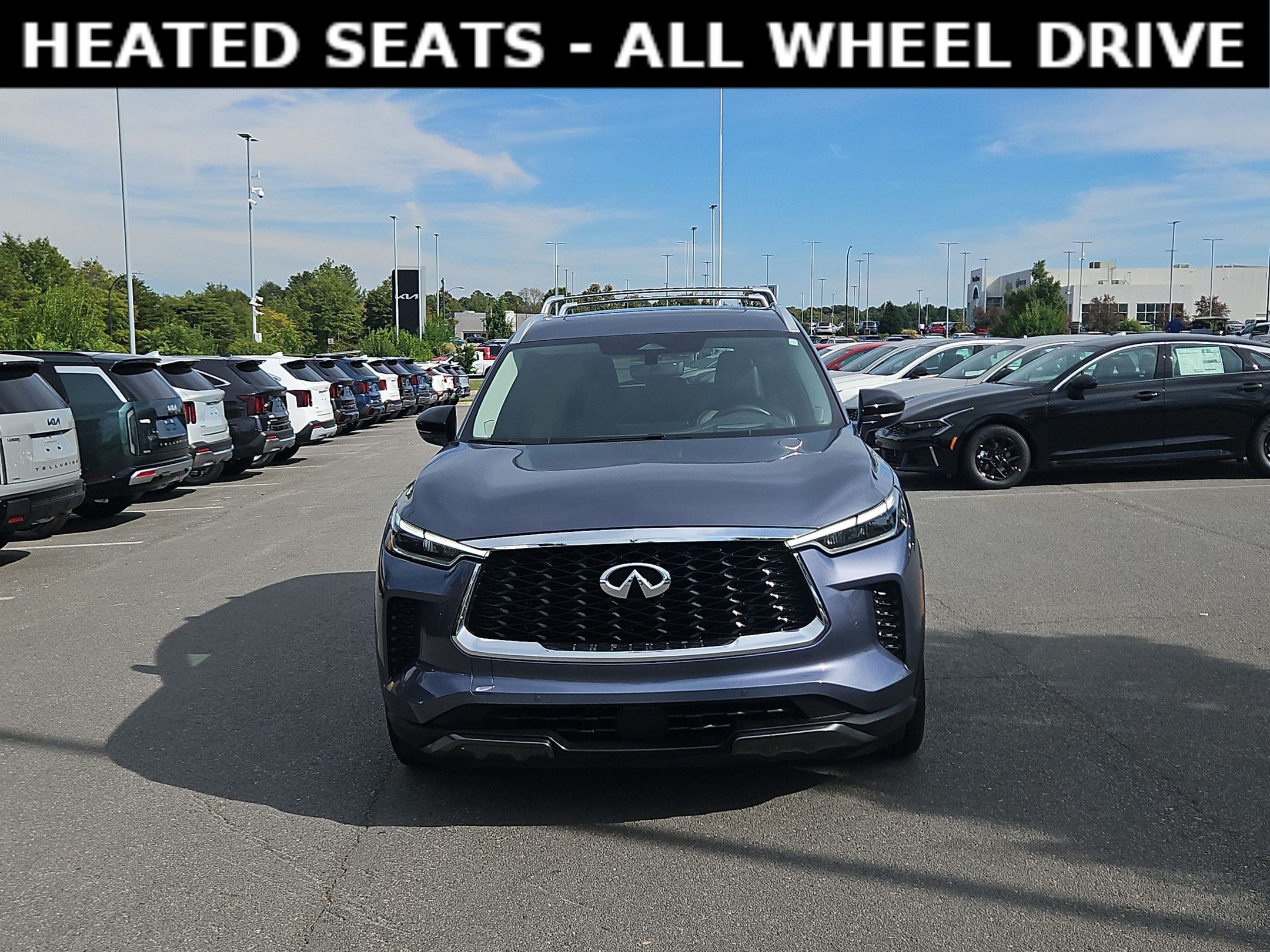 Used 2024 INFINITI QX60 Sensory w/ Vision Package AWD/4WD image 2