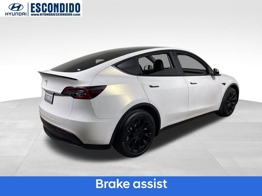 Used 2021 Tesla Model Y Long Range image 5