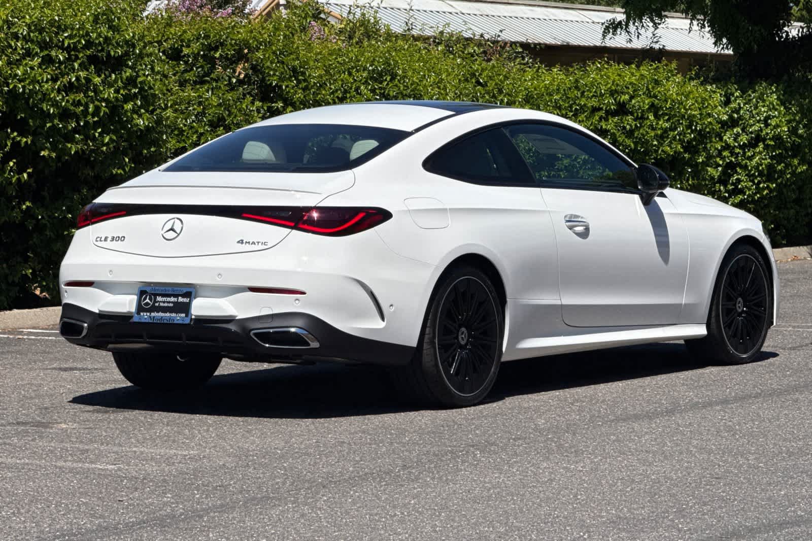 New 2026 Mercedes-Benz CLE 300 4MATIC Coupe image 3