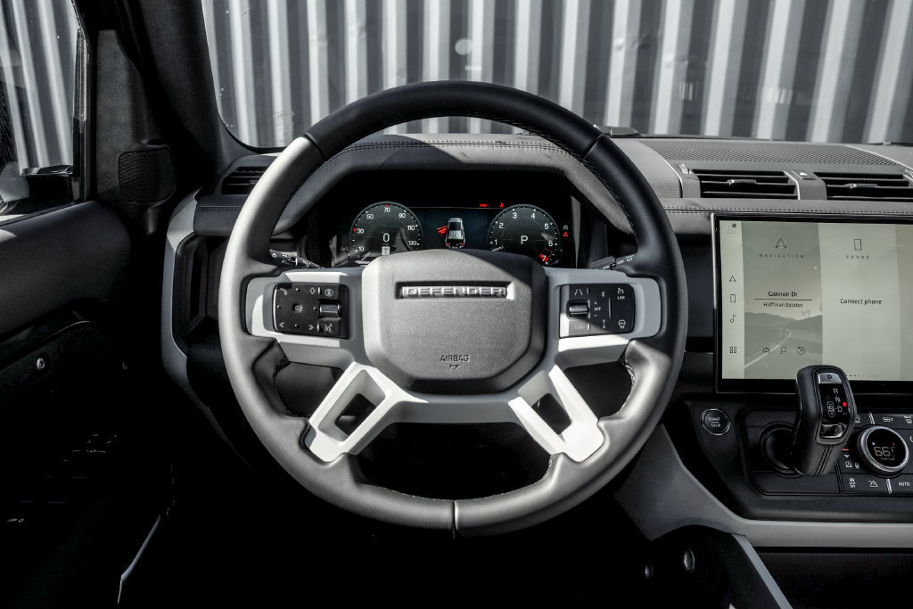 New 2026 Land Rover Defender 110 X-Dynamic SE AWD/4WD image 19