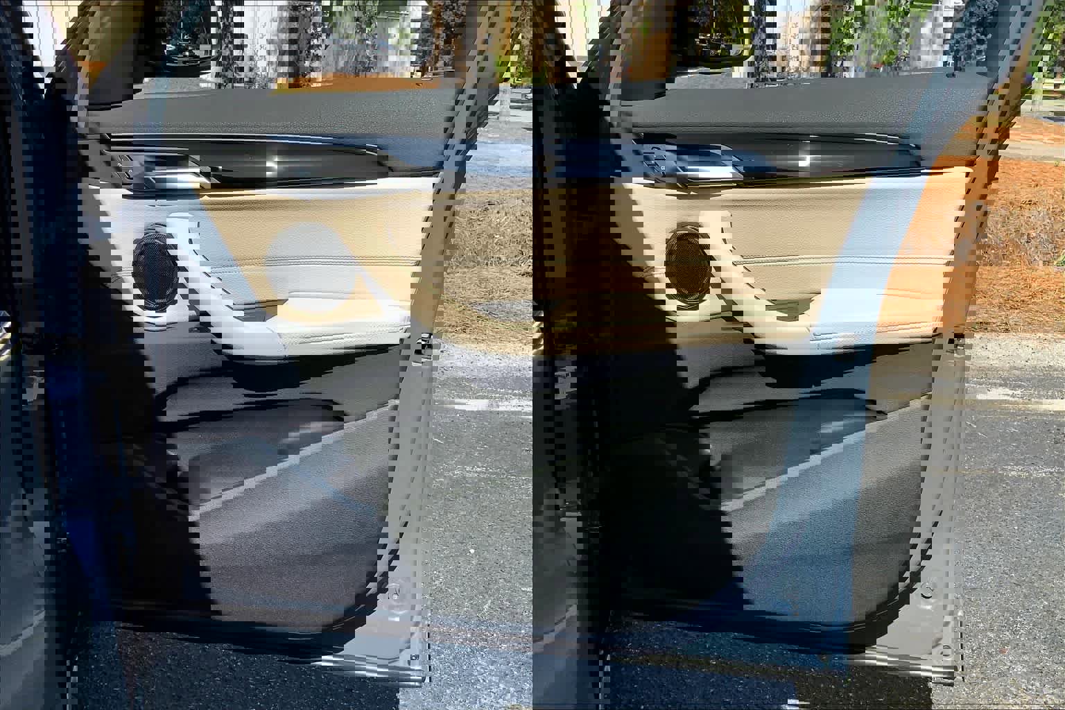 Used 2020 BMW X1 xDrive28i w/ Premium Package image 22