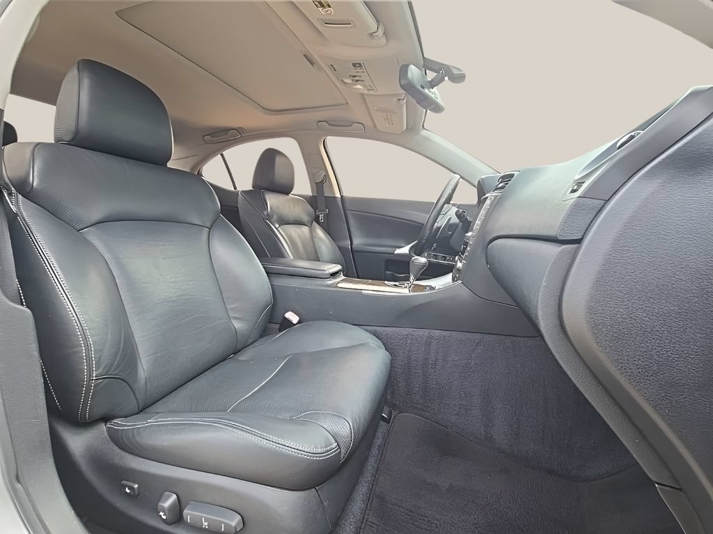 Used 2009 Lexus IS 250 RWD image 4