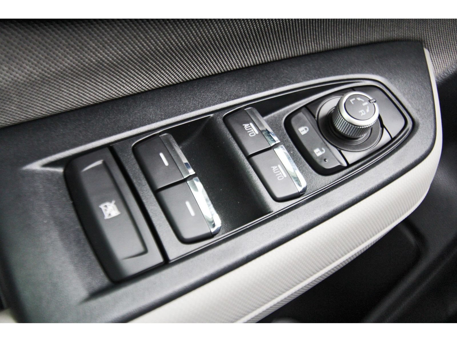 Certified 2025 Subaru Forester Premium AWD/4WD image 21