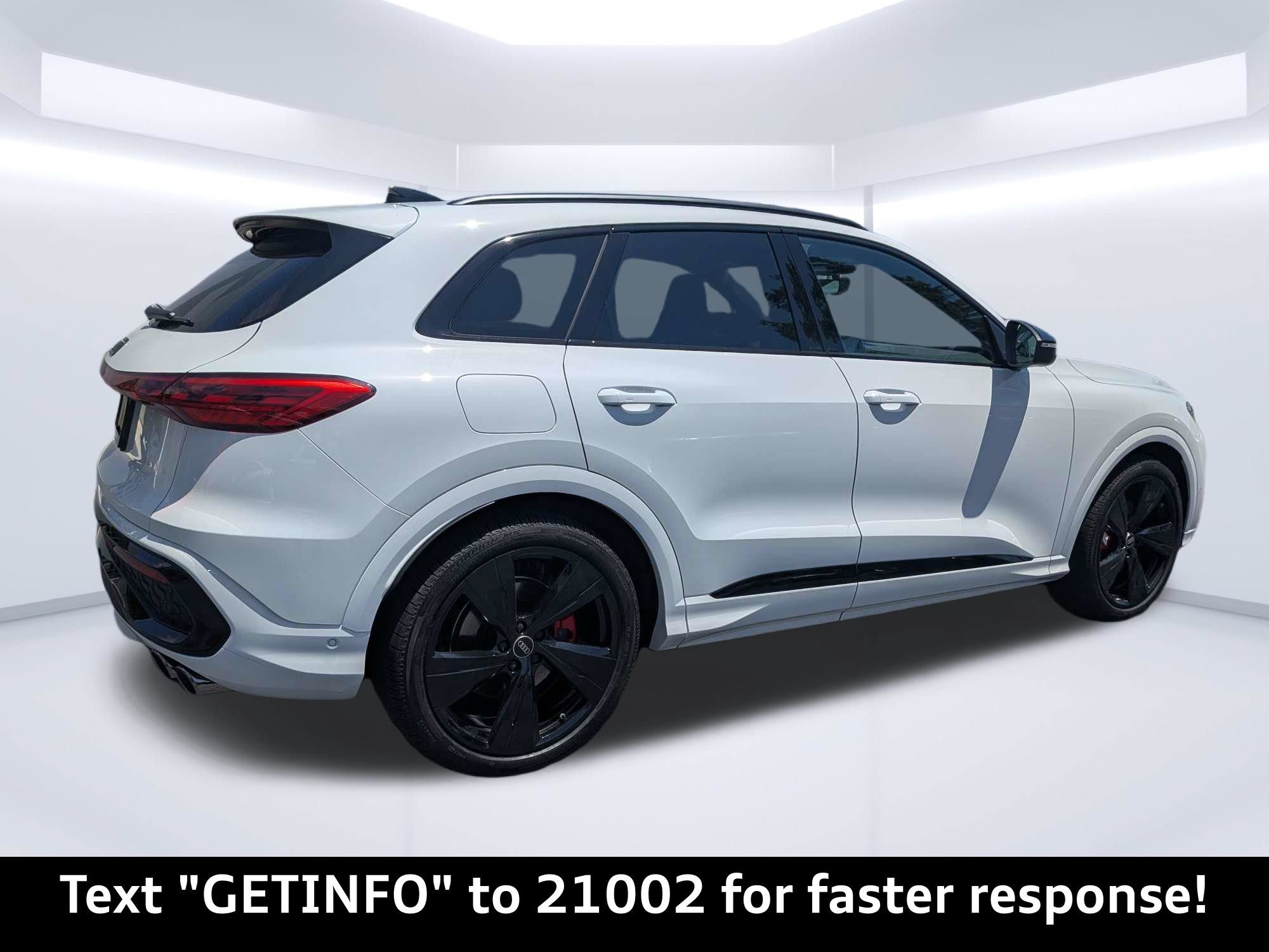 New 2026 Audi SQ5 Premium Plus AWD/4WD image 3