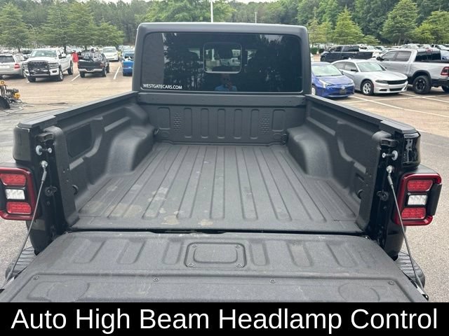 Used 2026 Jeep Gladiator Rubicon w/ Safety Group AWD/4WD image 11