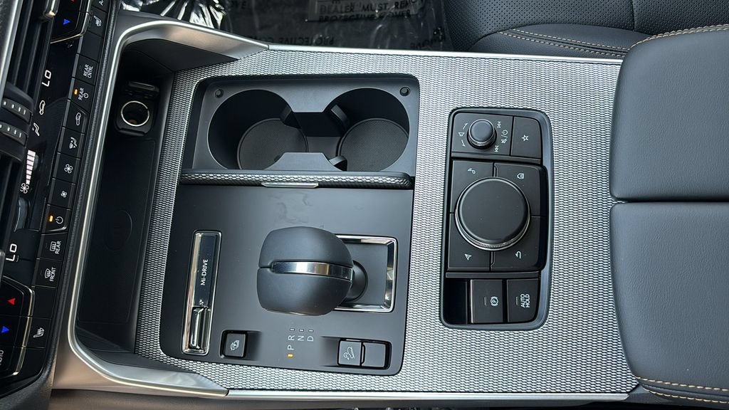 New 2025 MAZDA CX-70 Plug-In Hybrid w/ Premium Pkg AWD/4WD image 10