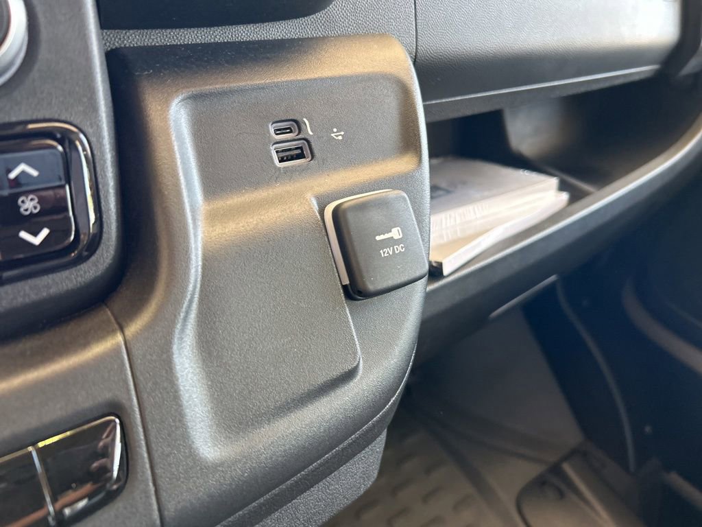 Used 2024 RAM ProMaster 3500 w/ Delivery Van Package image 41