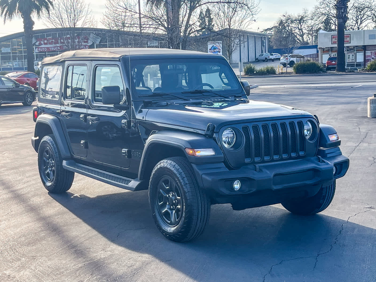 Used 2022 Jeep Wrangler Unlimited Sport image 5