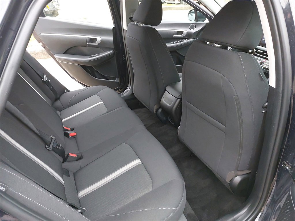 Certified 2025 Hyundai Sonata SE image 11