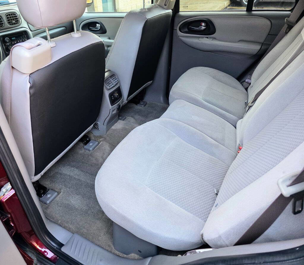 Used 2007 Chevrolet TrailBlazer LS w/ LS Preferred Equipment Group image 19